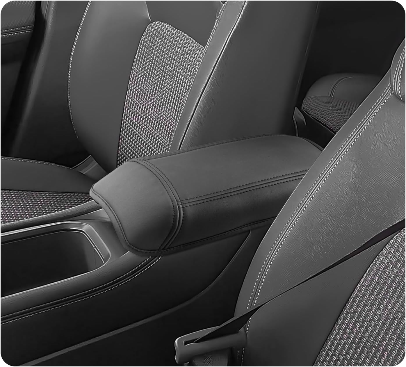 LUWU 2025 Kicks Center Console Cover Compatible with 2025 Nissan Kicks Accessories 2025 Kicks S/SV/SR Armrest Cover Armrest Console Cover (Thin Black)